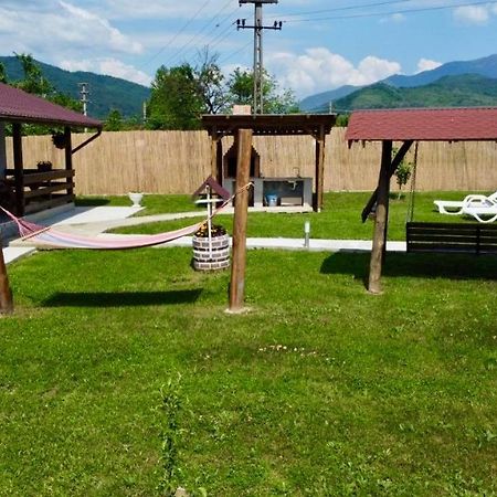 Villa Casa Magda - Oaza De Relaxare à Călimăneşti Extérieur photo